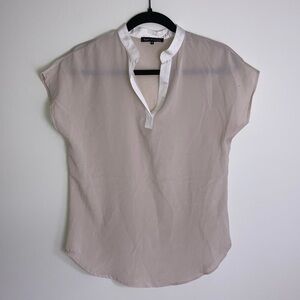 Violet & Claire V-Neck Blouse Women’s Size Small Sheer Champagne and White